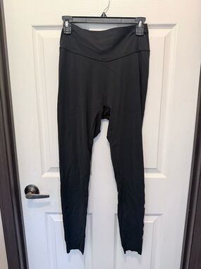 VSX Black Performance Leggings